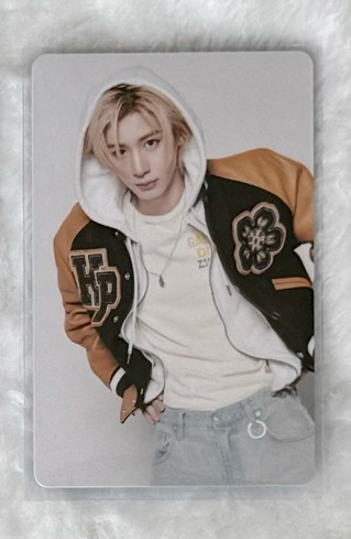 KNOCK ON vol.1 JAPAN 卡包卡 桐儇