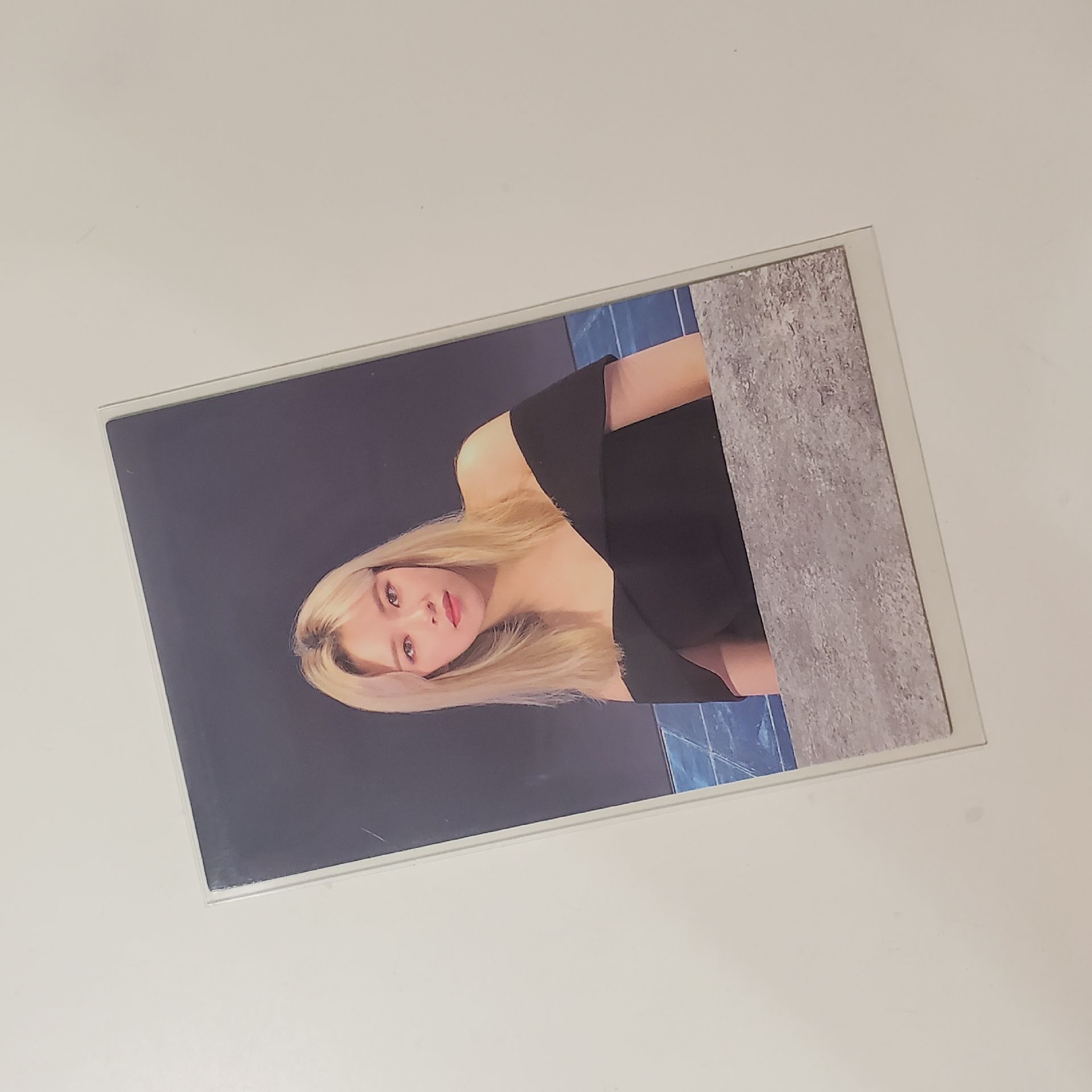 Eyes Wide Open 定延專卡