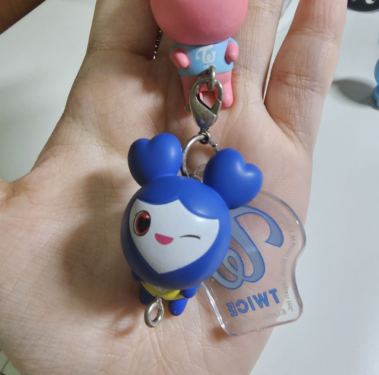 TWICE X BANDAI 扭蛋 鑰匙圈吊飾 子瑜