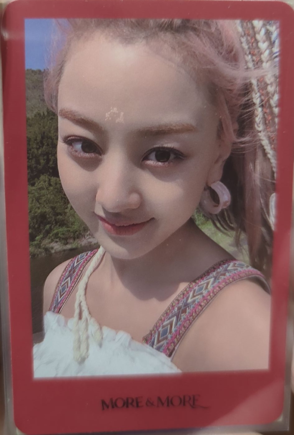 志效more and more 小卡