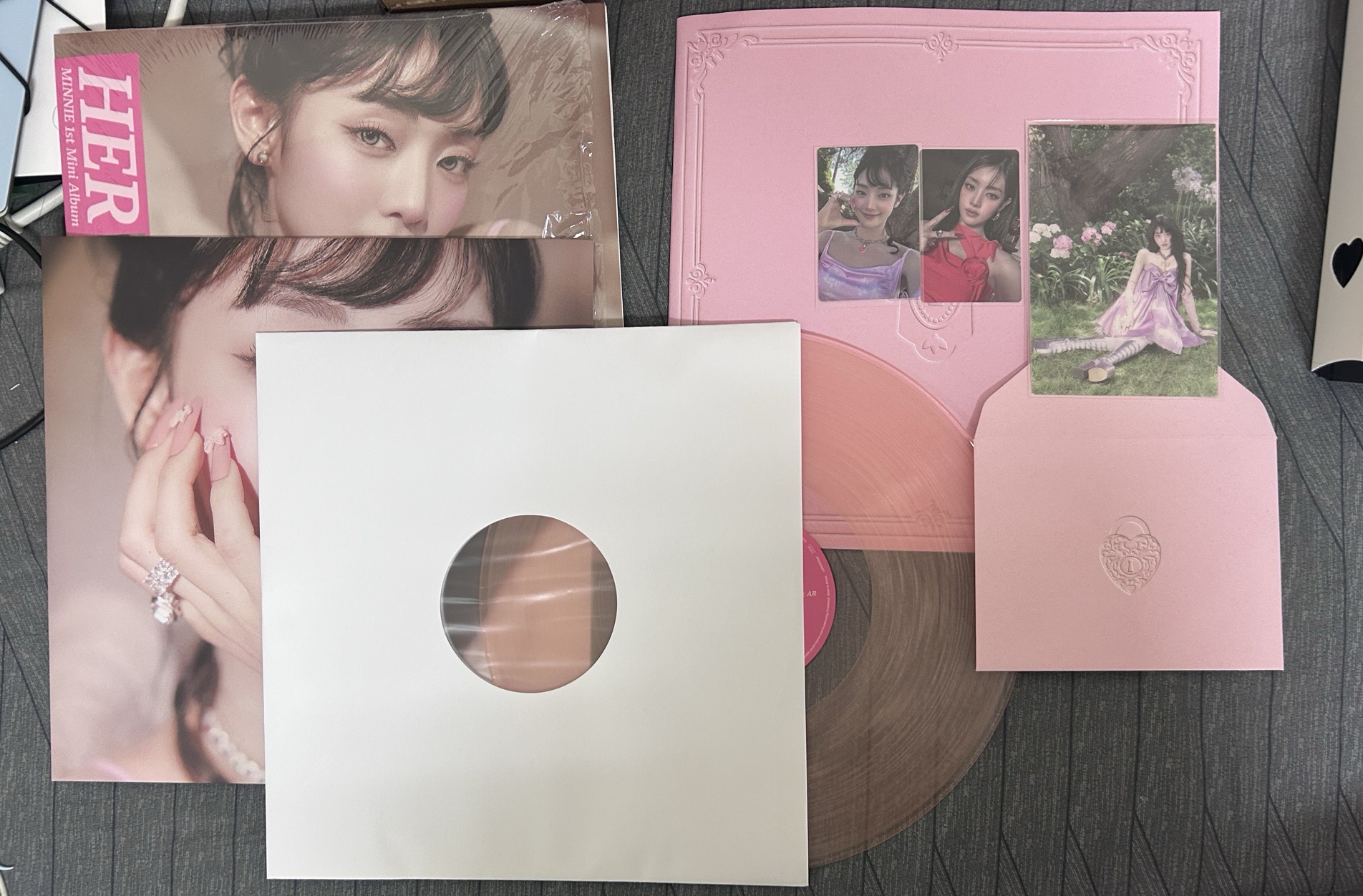 妮lo 初販粉膠（透明）