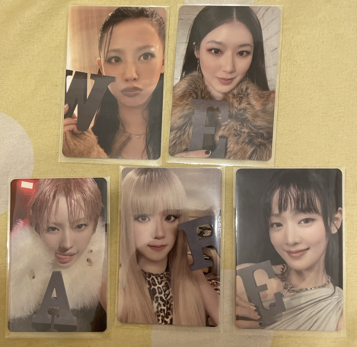 i-dle快閃隨機卡包（字母）