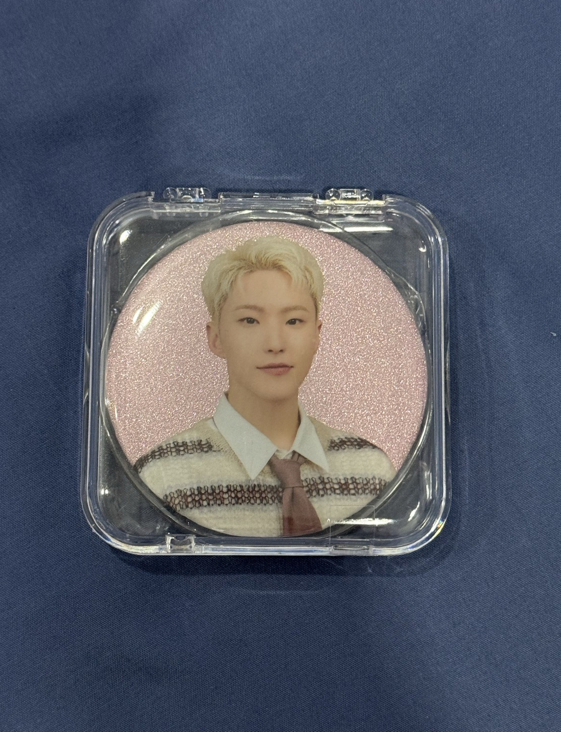 HOSHI Holiday 徽章