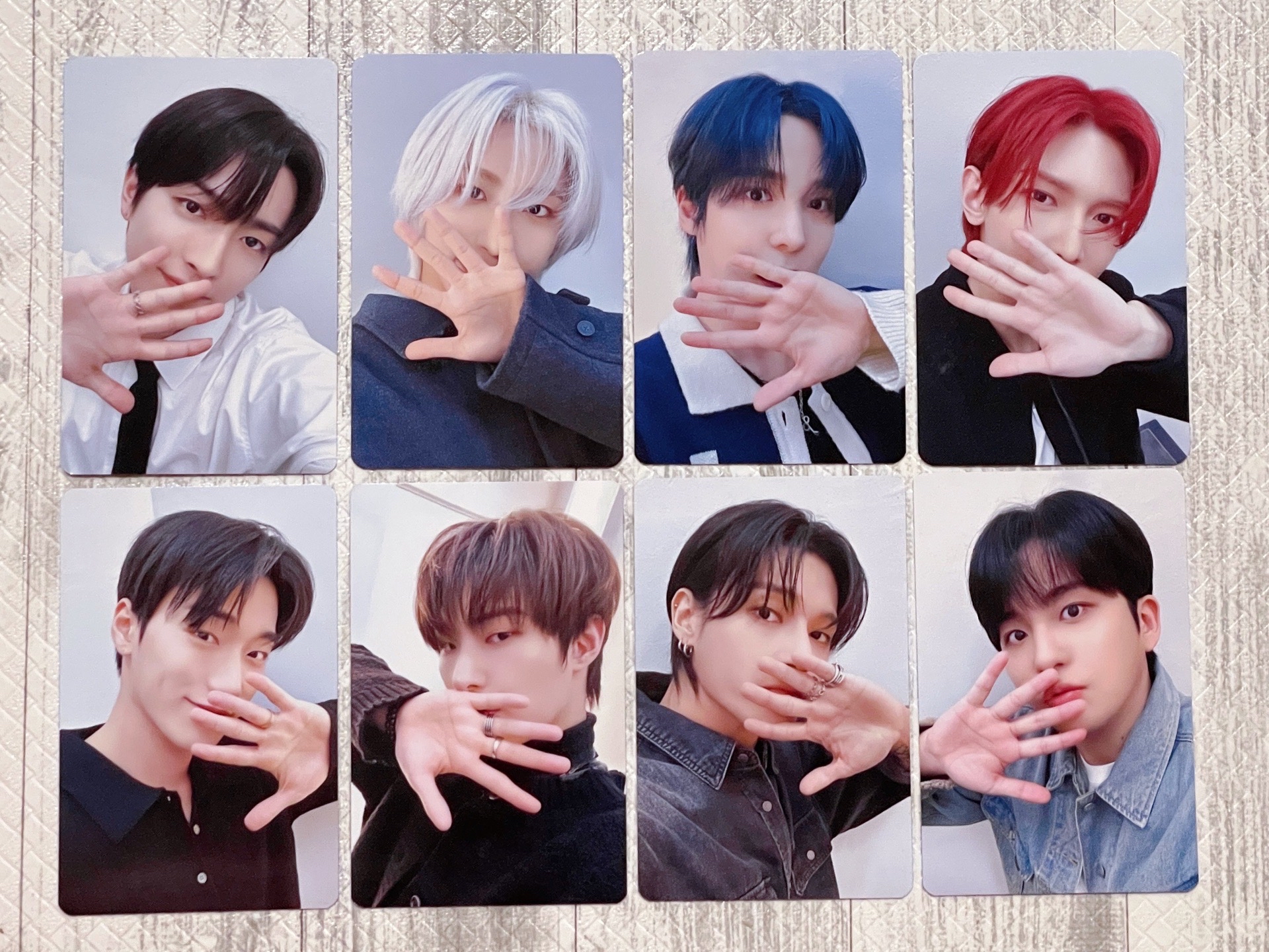 GOLDEN HOUR PART.2 臉讚簽售卡