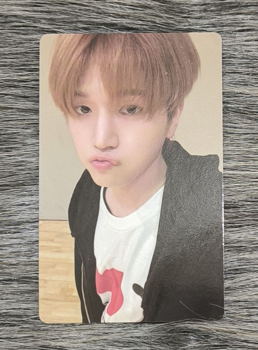 Riwoo ➡️ 19.99 wvs 簽售卡 