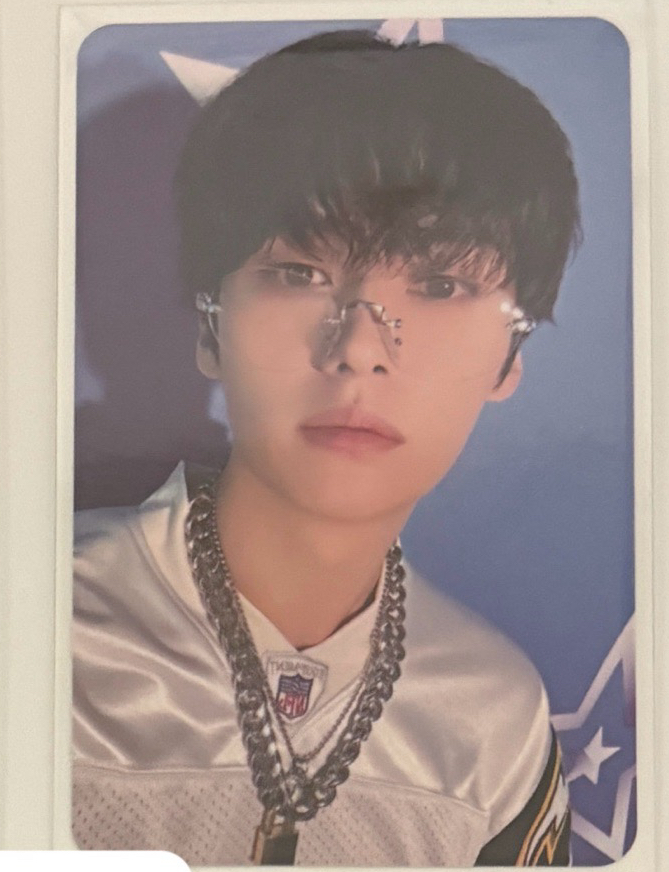 旻2025年曆眼鏡卡