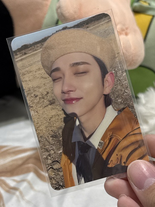  洪知秀-正規四專卡