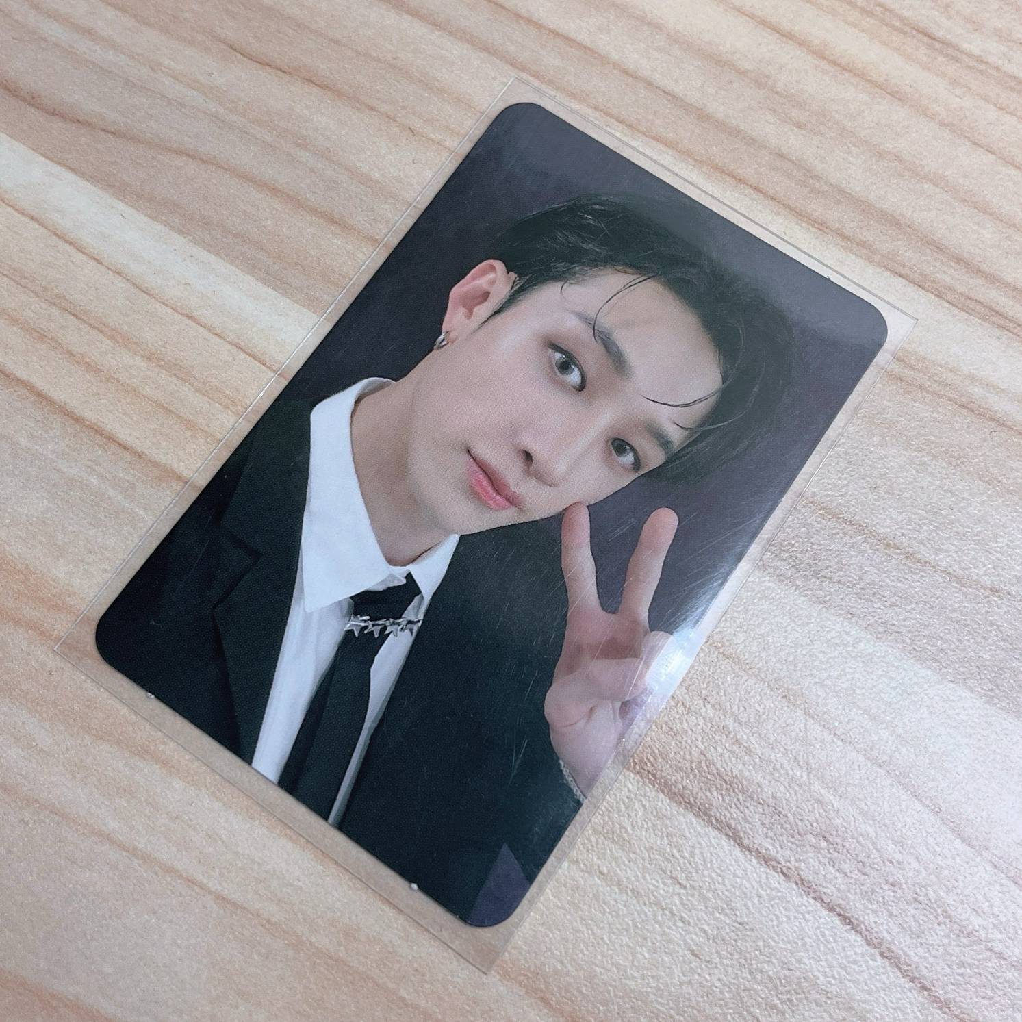 （🩶）方燦🐺 五星西裝燦很帥欸阿娘喂