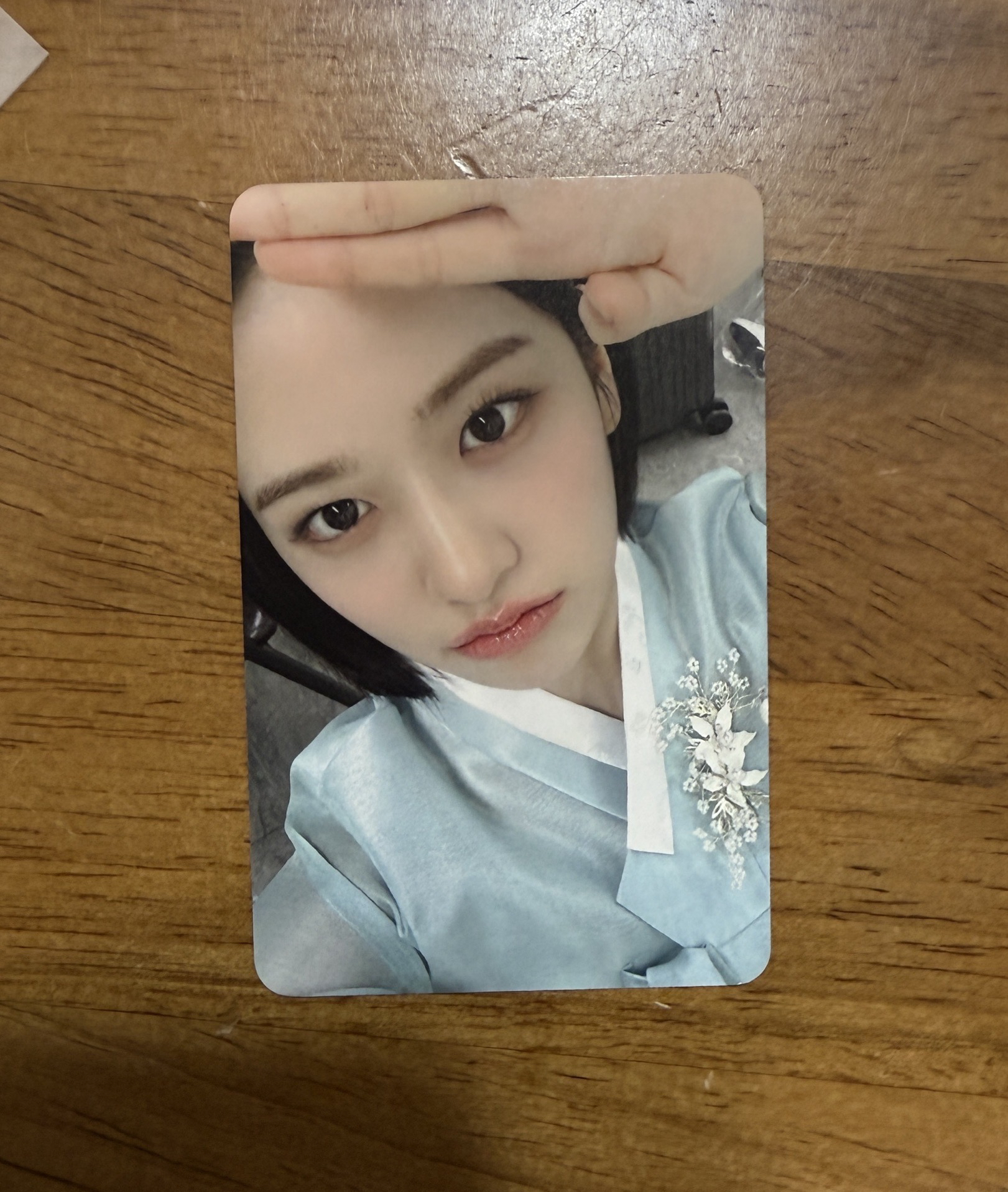 ❇️ 東遠鮪魚罐頭 代言卡 韓服安俞真（有瑕）