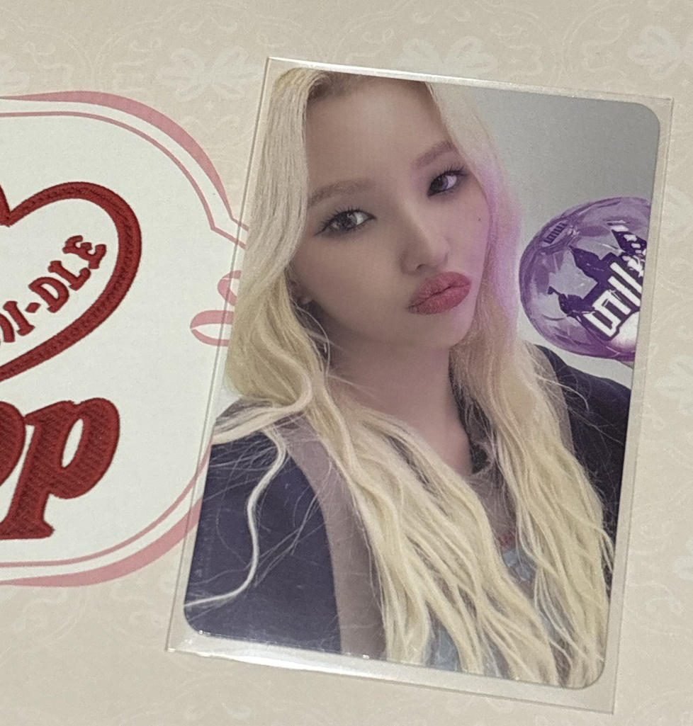 cube周邊—手燈卡娟