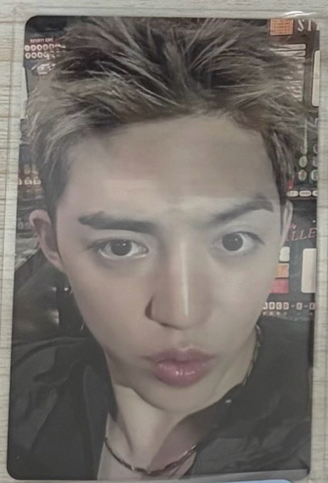 wvs C版預售特典