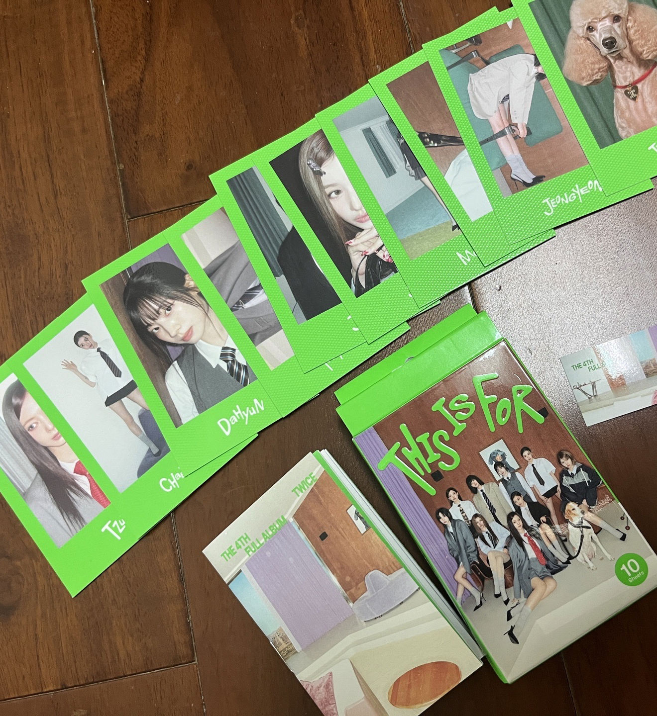 TWICE 電子專 拍立得 綠版