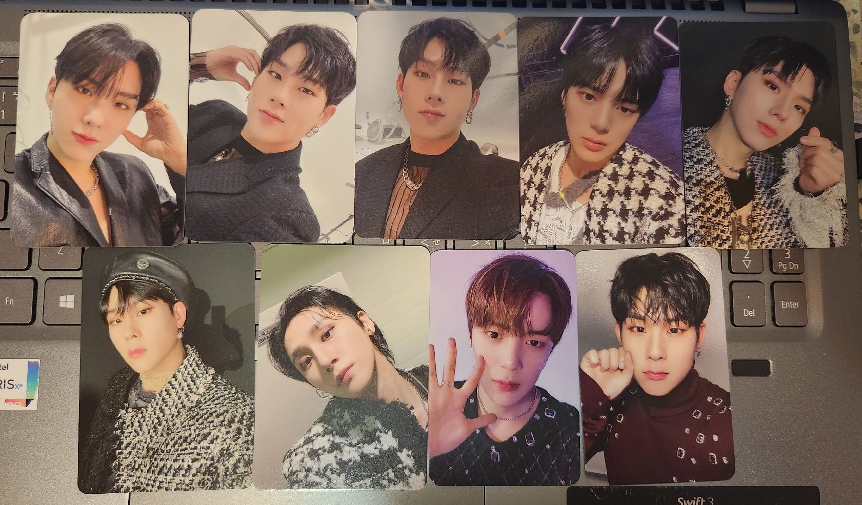 MONSTA X REASON 通路特典卡