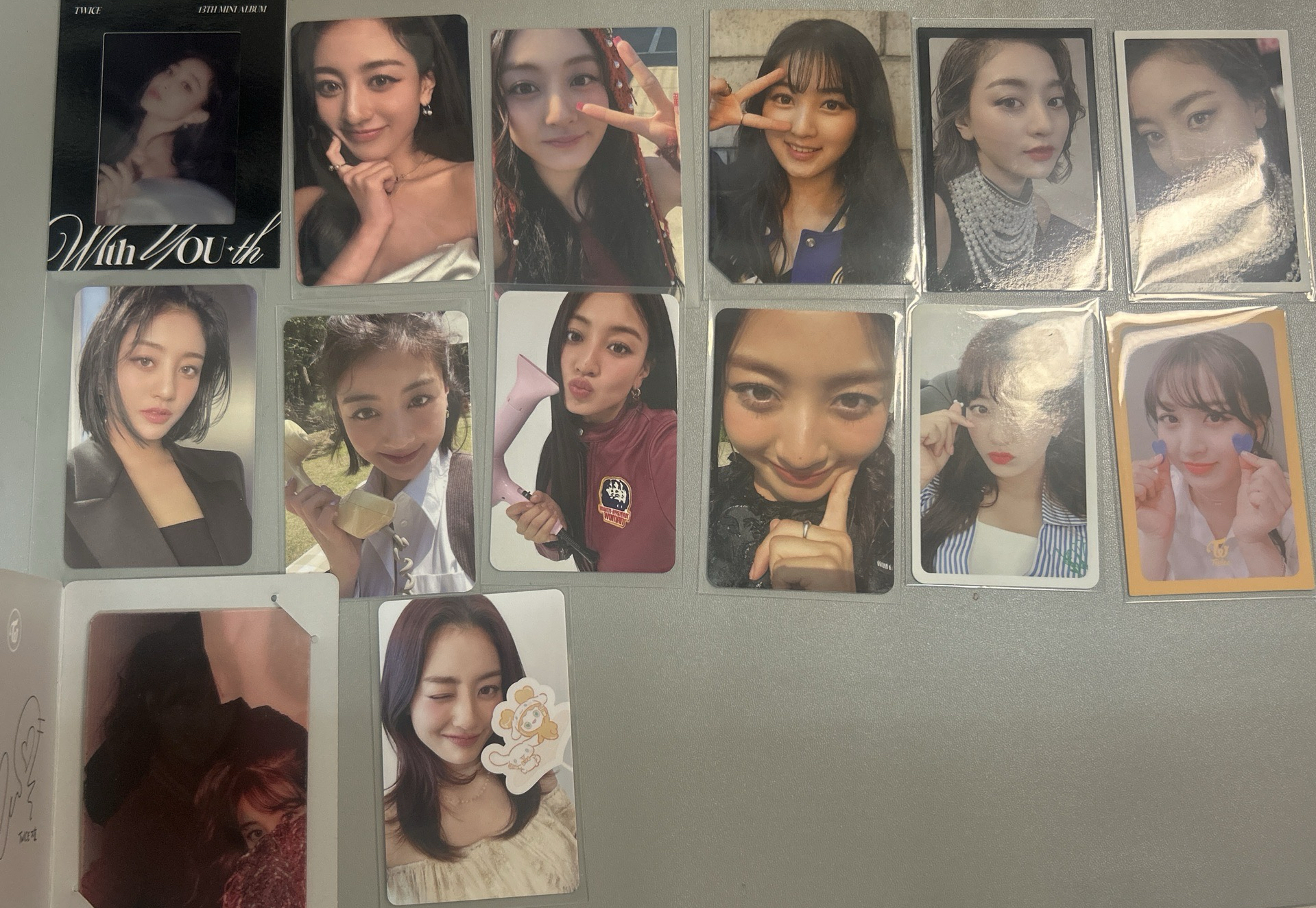 TWICE 志效區