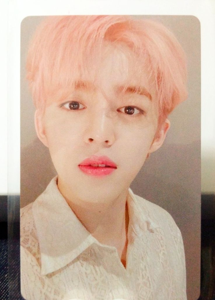 ❤️24H 特典 粉髮哲  （200）