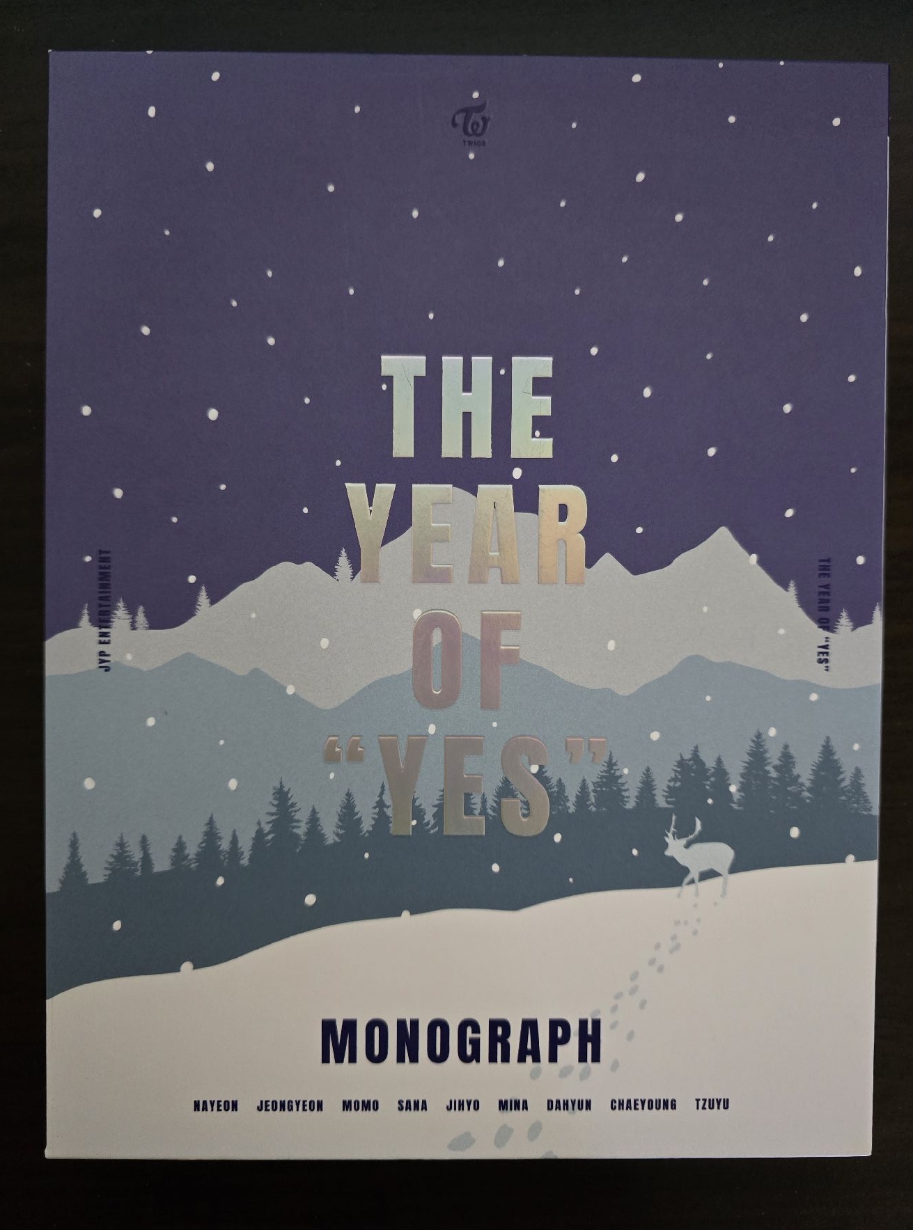 TWICE-THE YEAR OF YES MONOGRAPH (含卡)