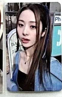 迷二牛仔吐舌允