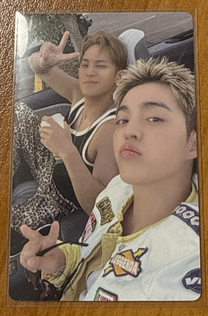 HYPE VIBES 專輯卡 COMBI ver