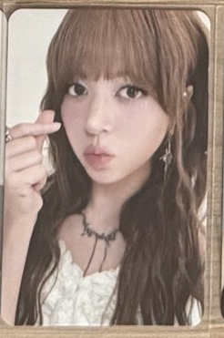 NMIXX LILY 年曆卡