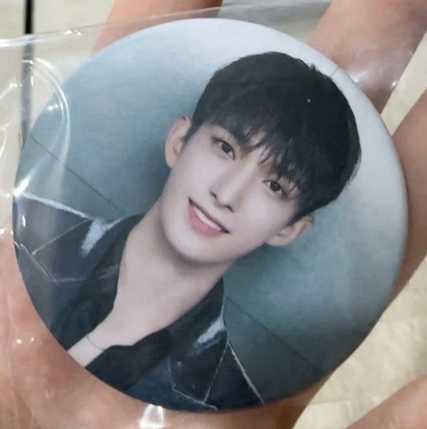 SEVENTEEN RIGHT HERE JAPAN 日巡周邊 CAN BADGE DK 碩珉 徽章 吧唧