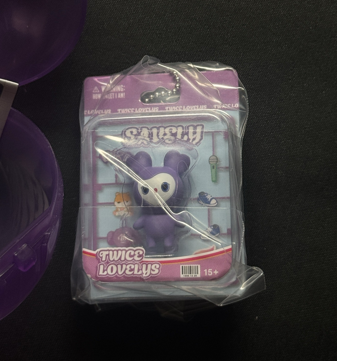 換米不理/售 TWICE LOVELYS SAVELY 小公仔造型 扭蛋 