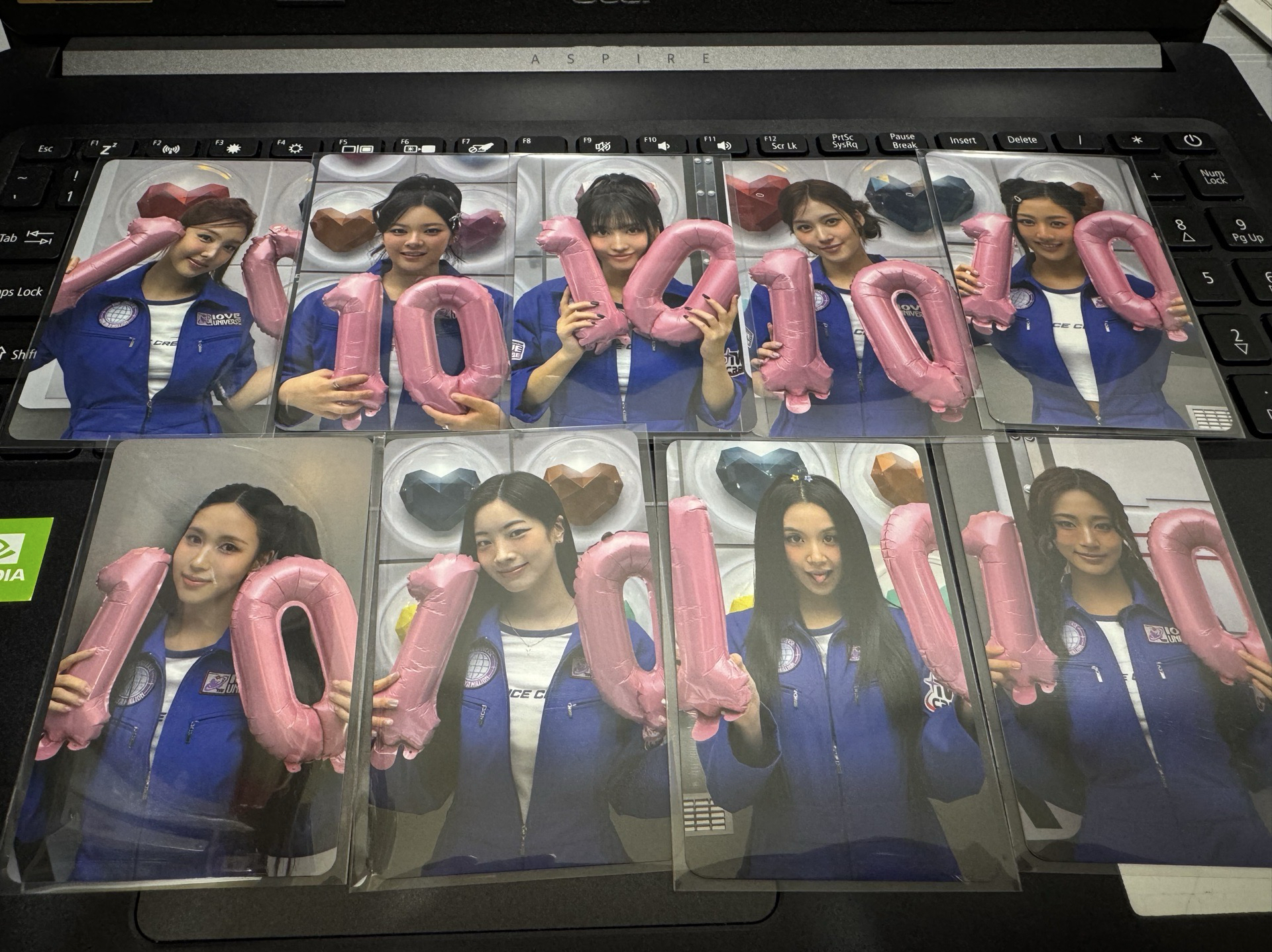 TWICE 快閃線下滿額 9張