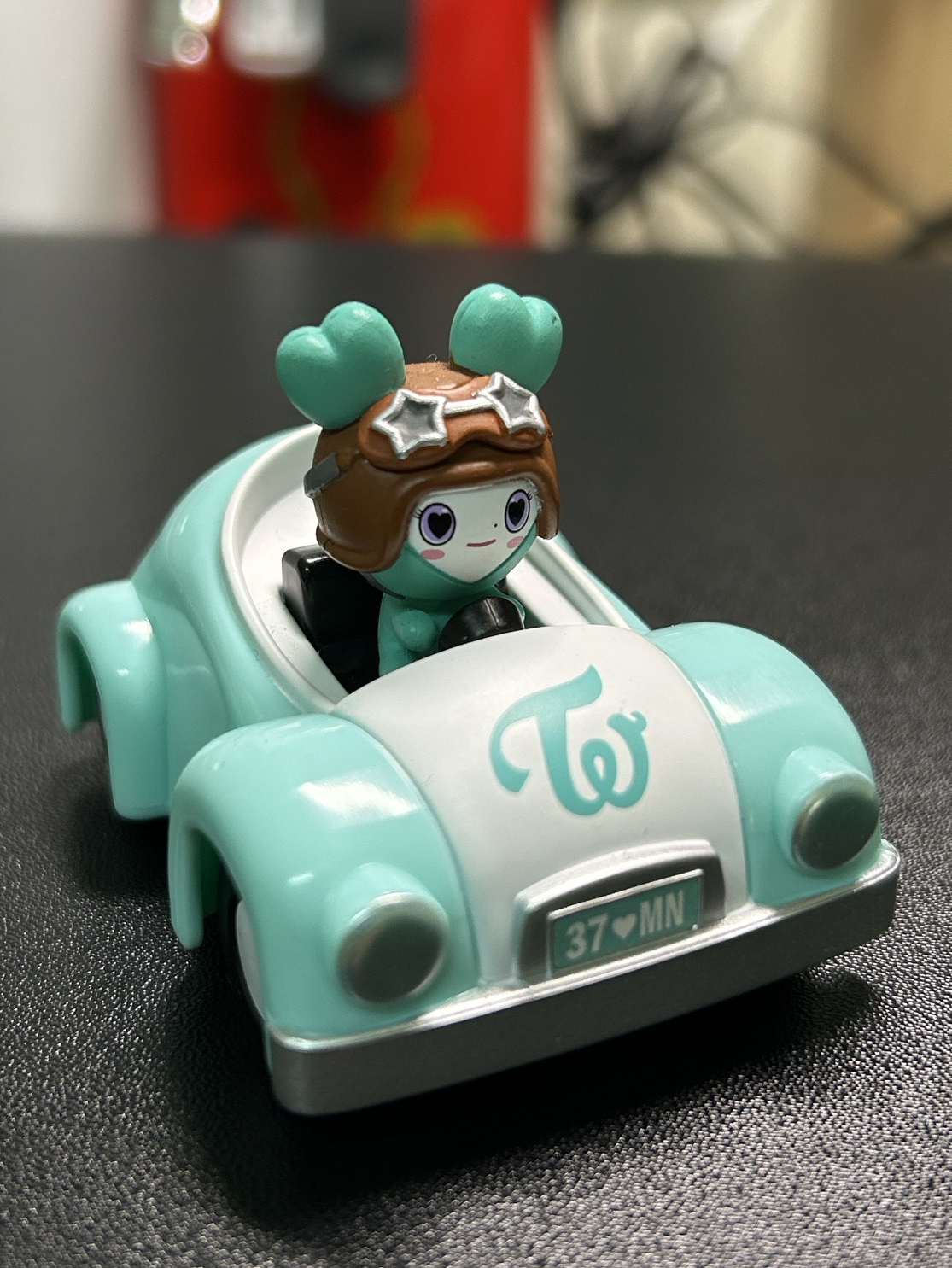 MINA 萬代聯名扭蛋回力車