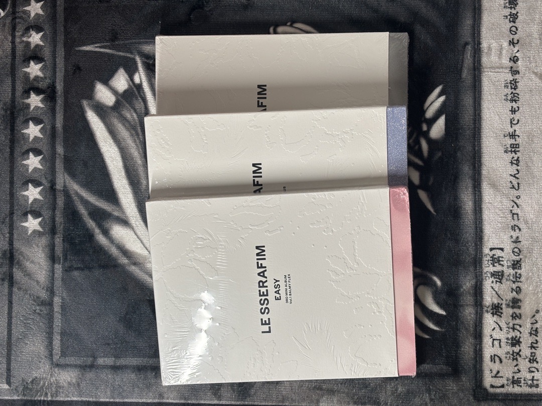 LE SSERAFIM EASY 一般版 未拆專 三本一套🔆