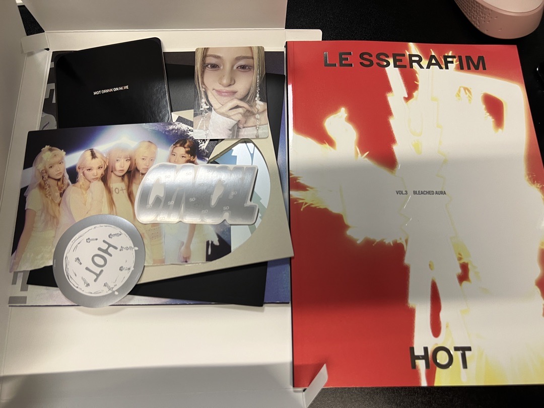 HOT專輯4張 已拆（看小卡是誰而已）