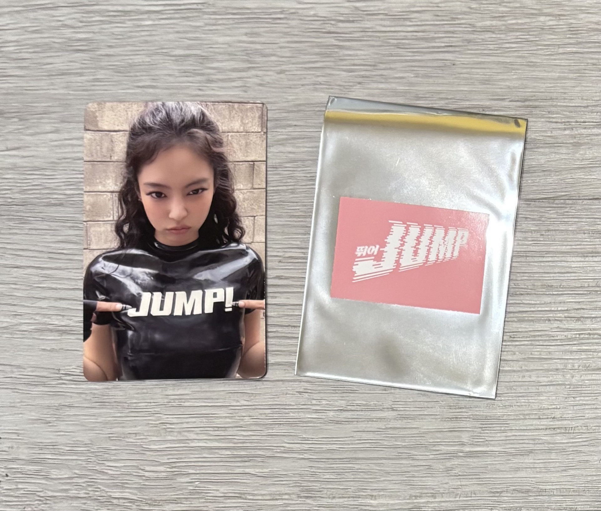Blackpink Jennie 《JUMP》日本滿額卡