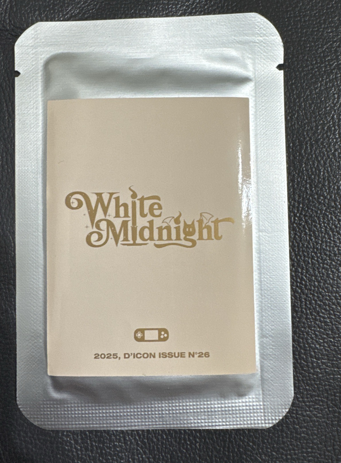 DICON N°26 SEVENTEEN WonWoo Mingyu 珉奎 圓佑 寫真書 雜誌 未開封小卡