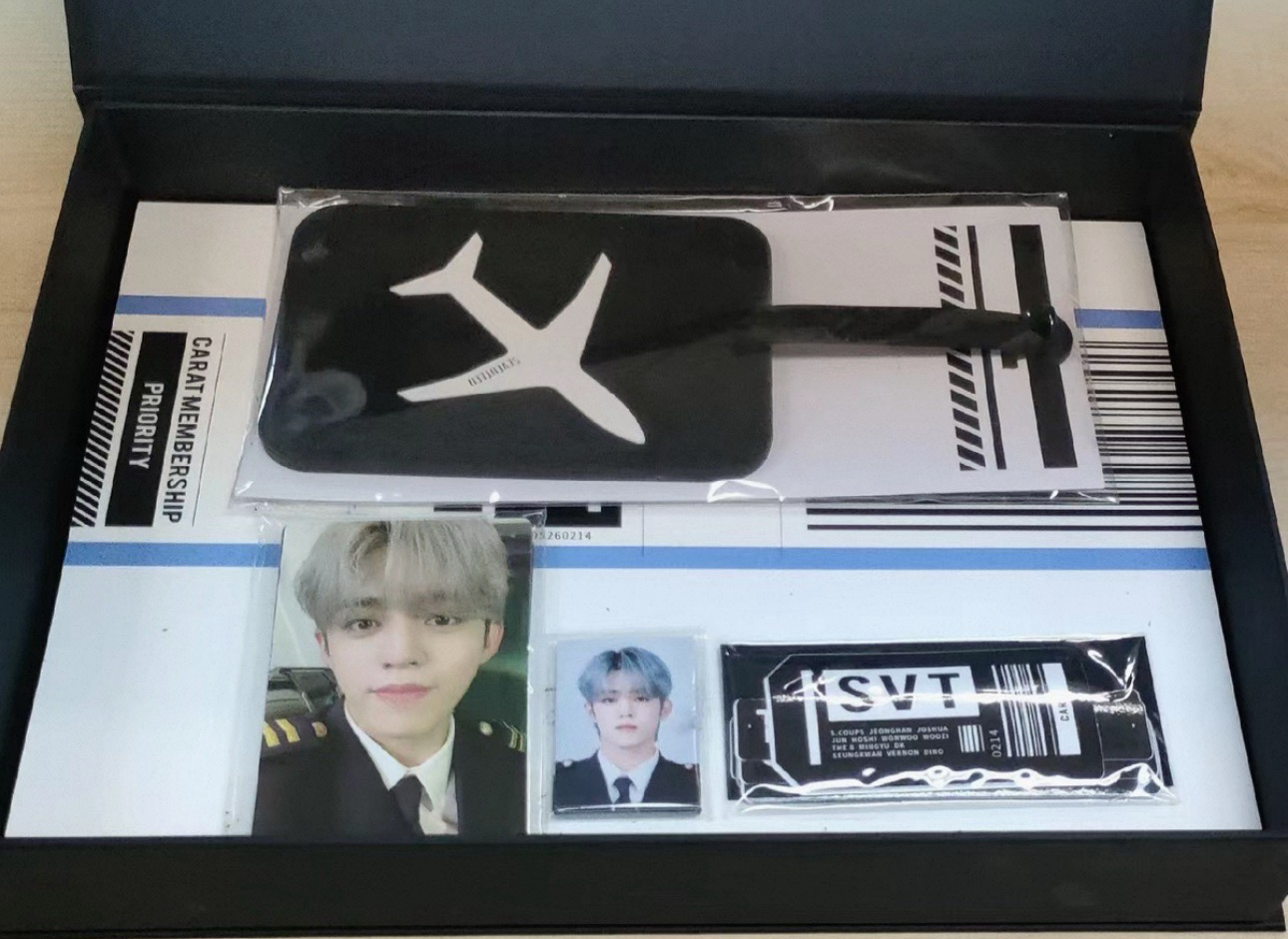 五期會員禮 （無卡&證件&姓名貼 其餘配置都有）