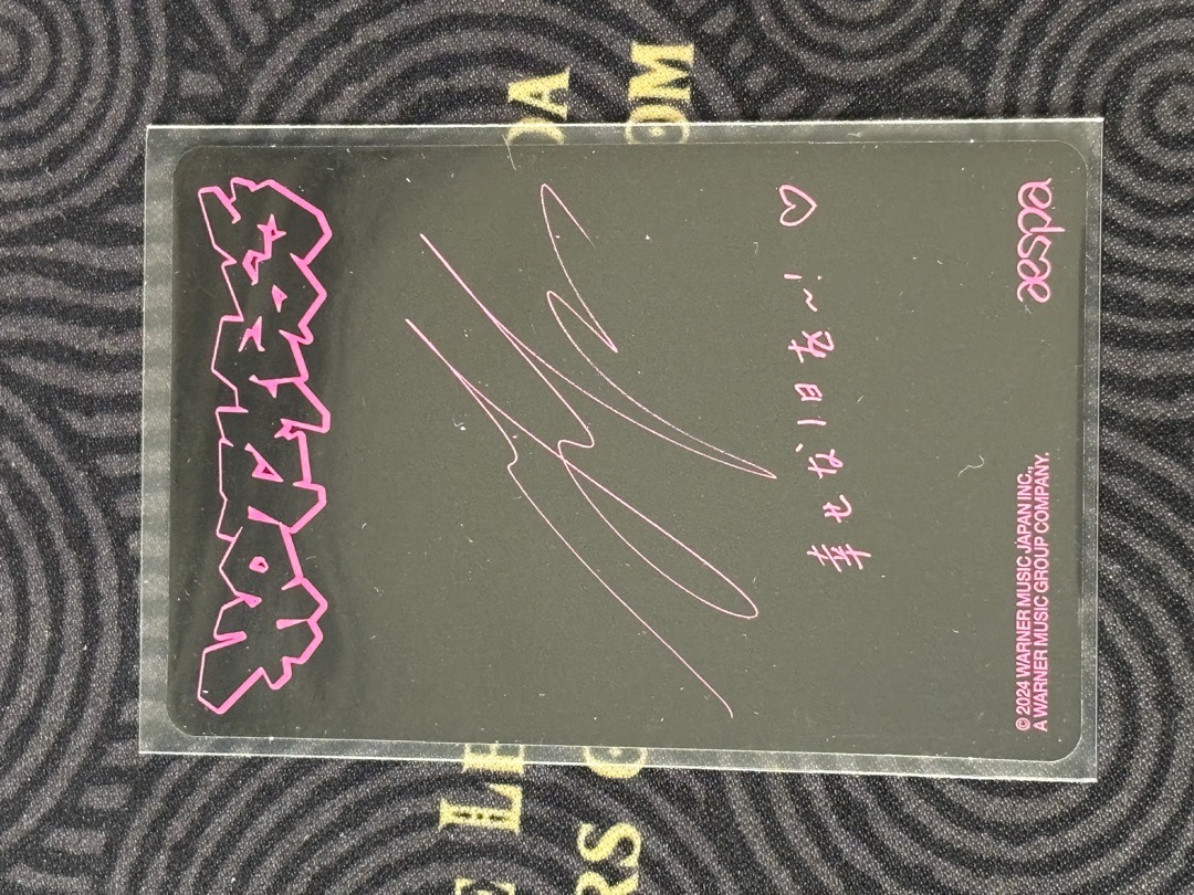 Hot Mess 日專 HMV特典寧