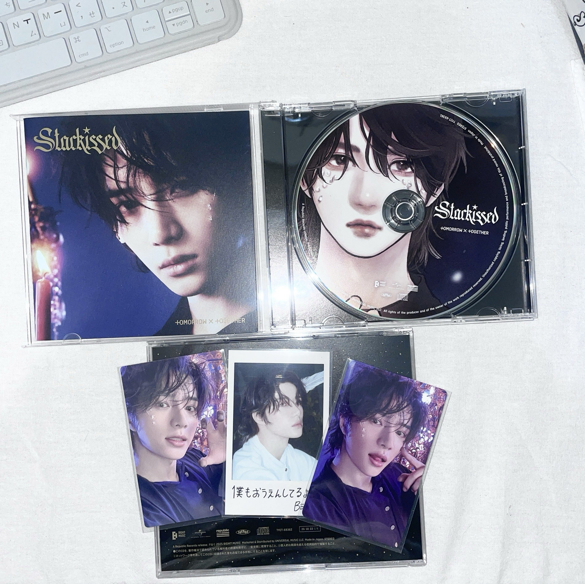 𝙎𝙩𝙖𝙧𝙠𝙞𝙨𝙨𝙚𝙙 日咖/環球特典卡 + 自拍卡C + 拍立得 + 單封（每盤配置如圖）