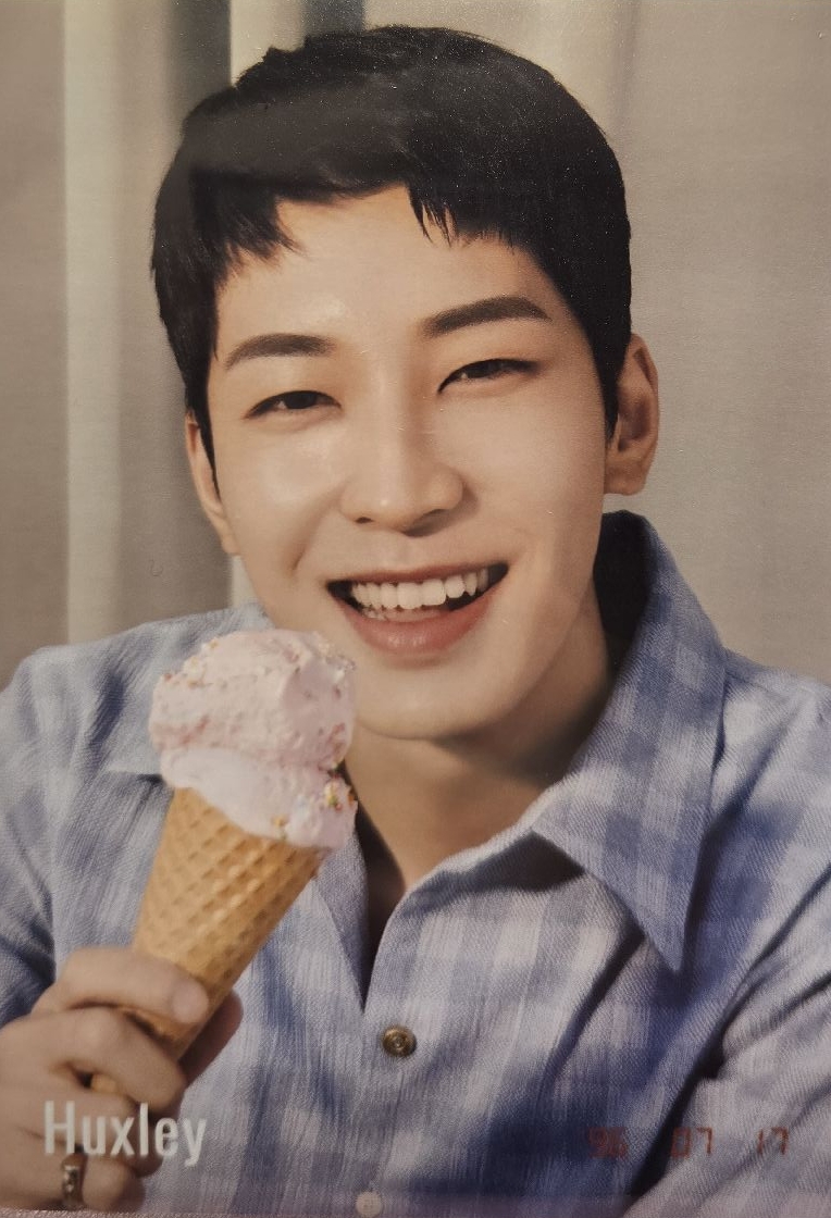 Huxley 藍格紋 冰淇淋