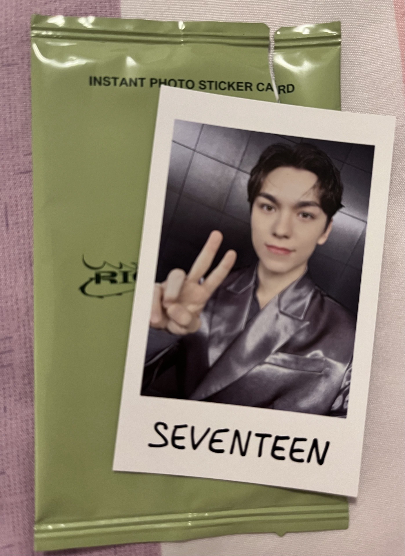 RIGHT HERE 日巡 拍立得 率