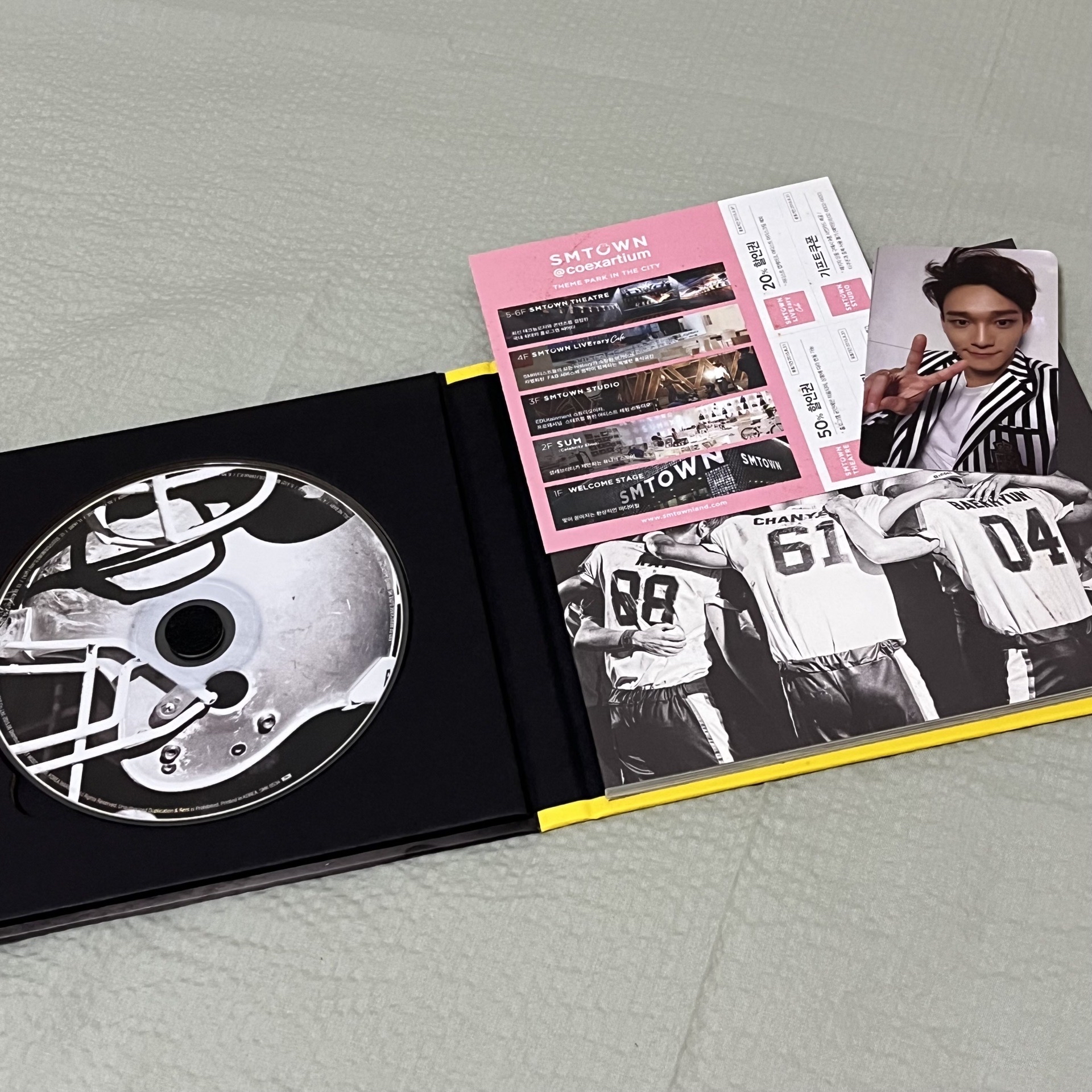 【兩張合售】EXO The 2nd REPACKAGE Album [LOVE ME RIGHT]／EXODUS