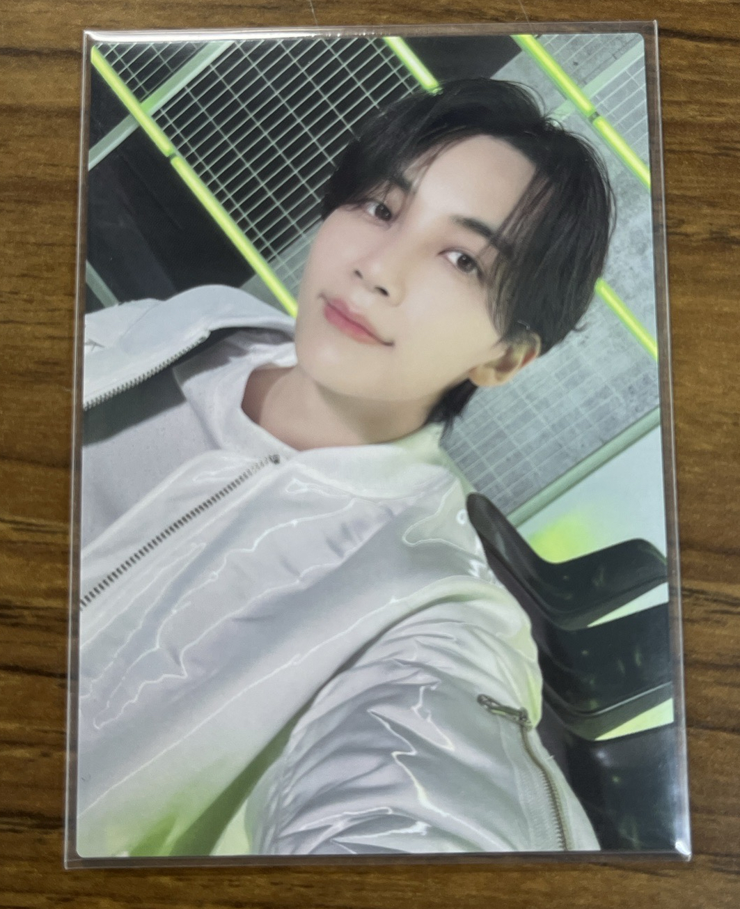 follow again外套卡 漢