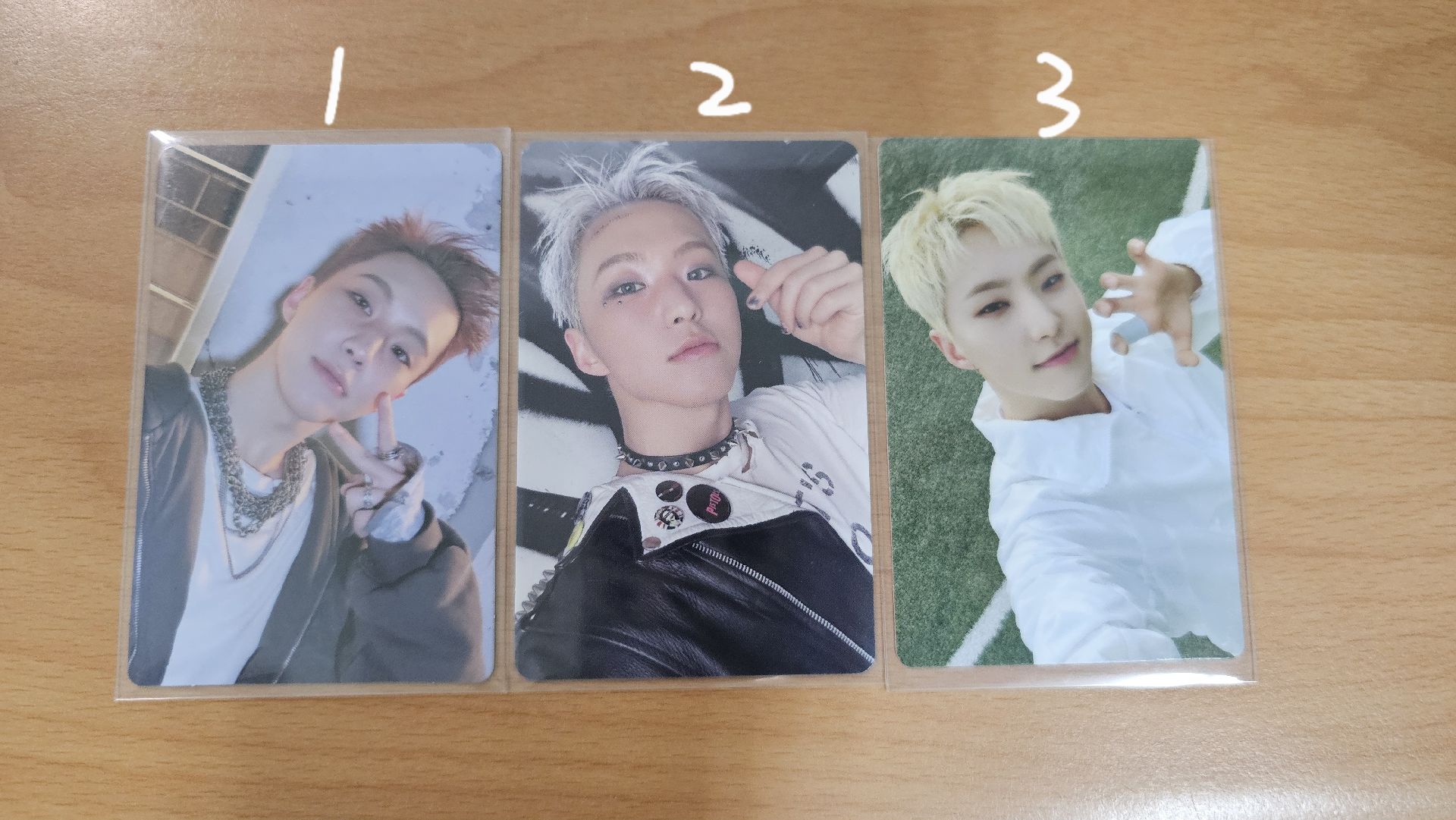 【免包手】榮小卡