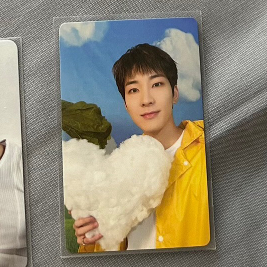 Mini11全圓佑 雨衣克拉盤隨機卡