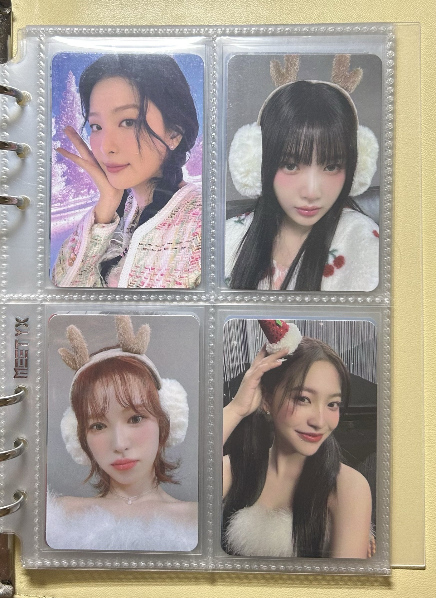 Red Velvet 2022聖誕卡