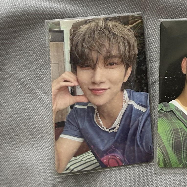 Mini12洪知秀日咖特典卡閃卡