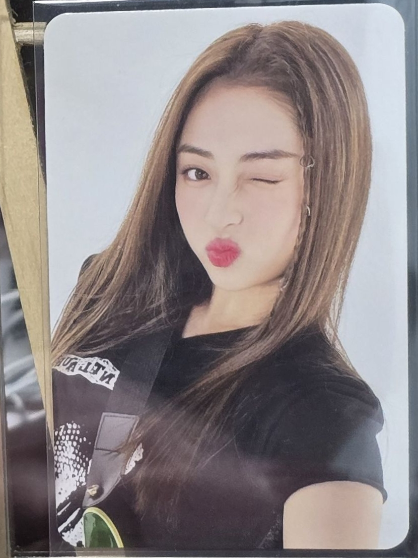 ON-OFF 22～23 專卡允