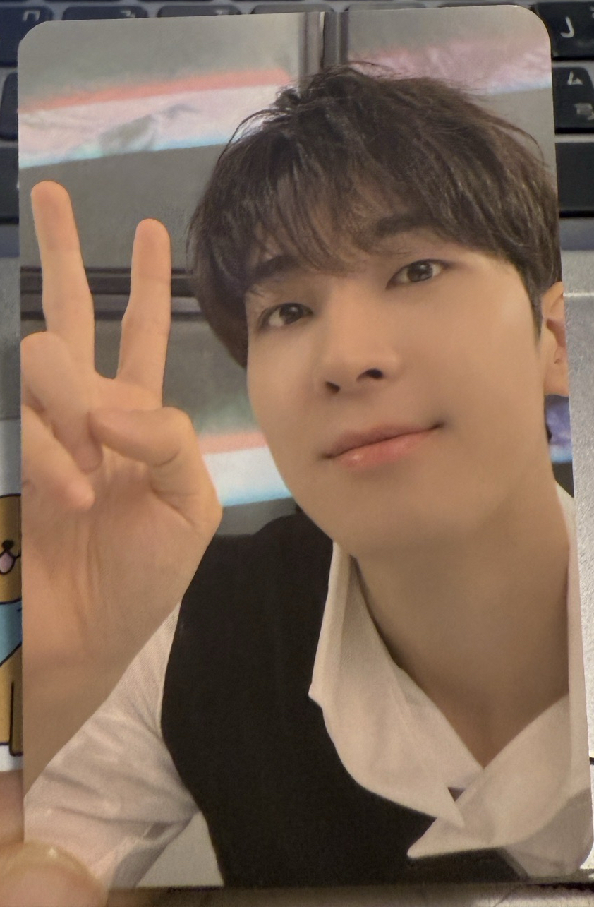 Seventeen Wonwoo 精選專MK簽售卡