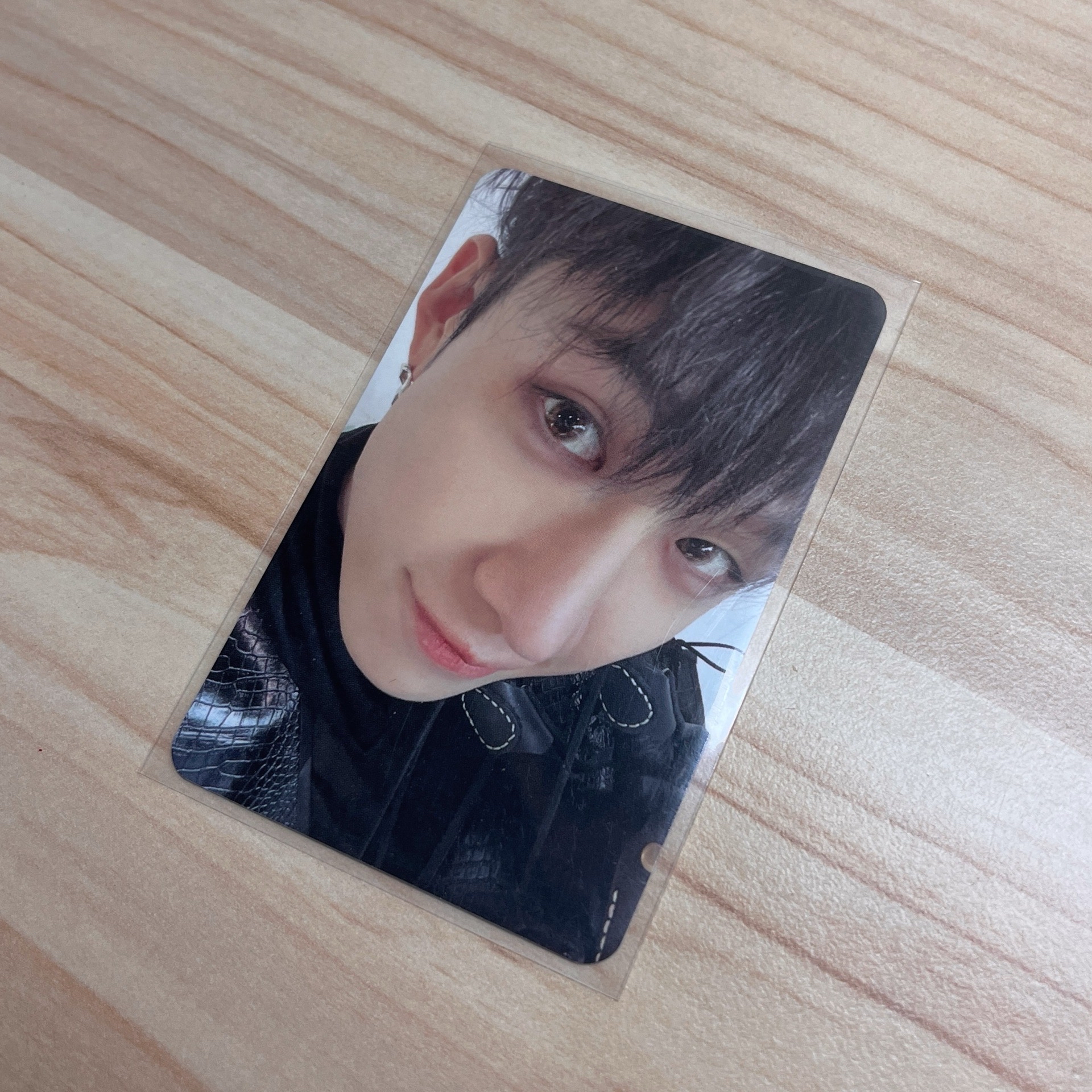 方燦🐺 對你感到好奇的小狼