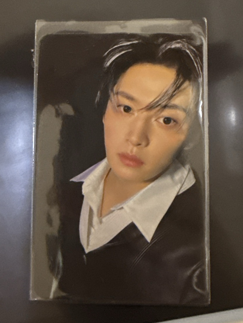 Lee knowKARMA 專輯卡 Karma ver.