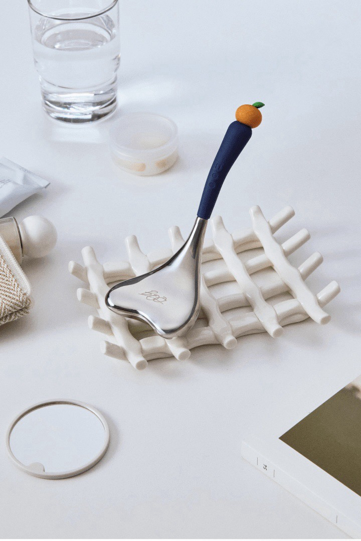 SEVENTEEN ARTIST-MADE 夫勝寛刮痧棒（含小卡、歷程、明信片）