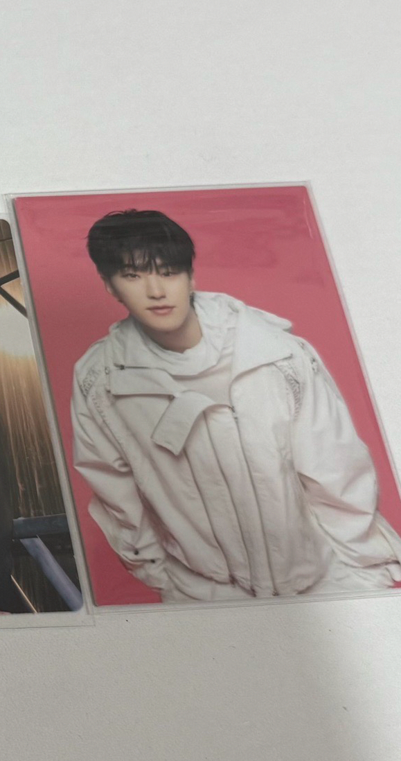 榮 Follow again 隨機卡