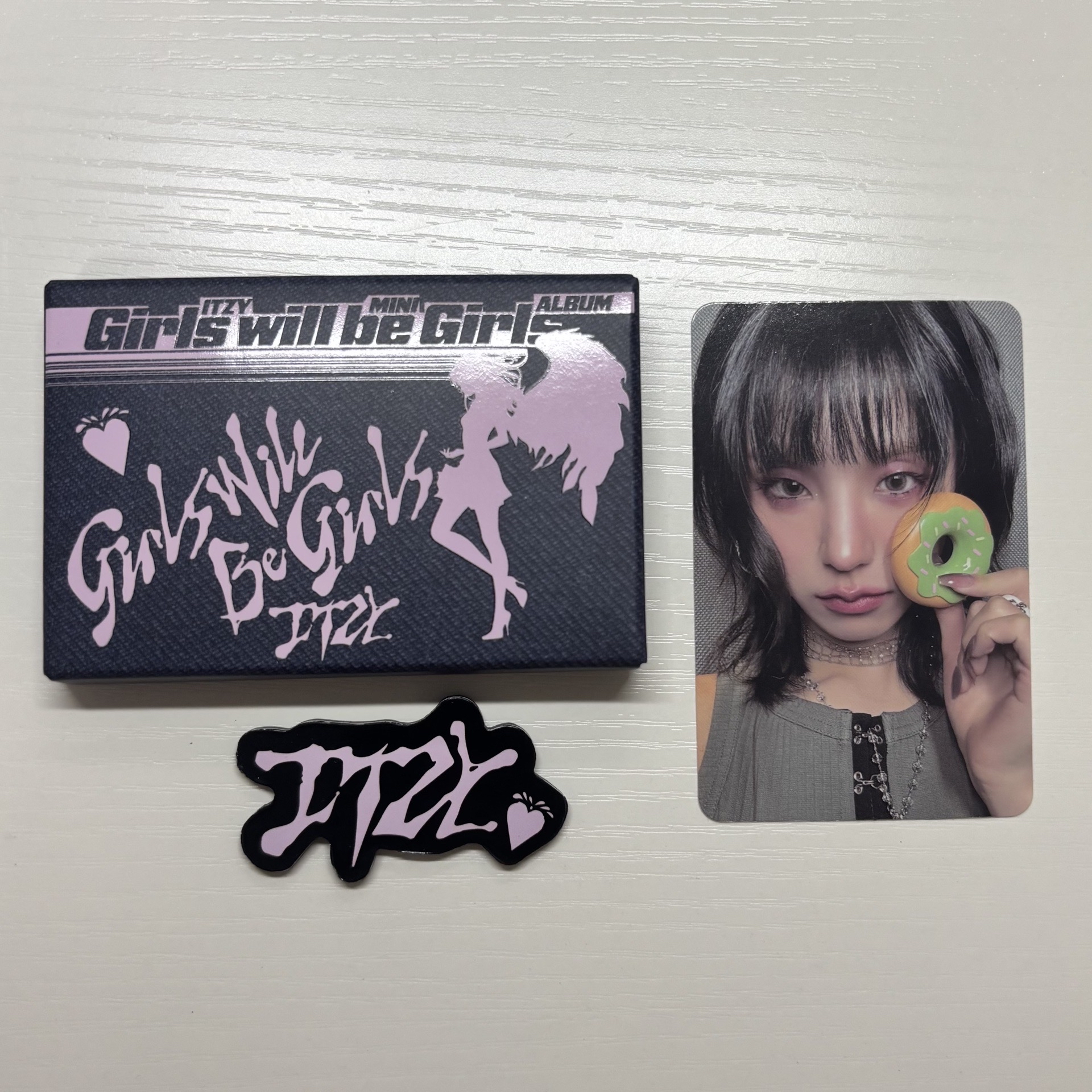 ITZY gwbg 電子專｜已拆全專｜QR未掃｜Yeji小卡｜甜甜圈志