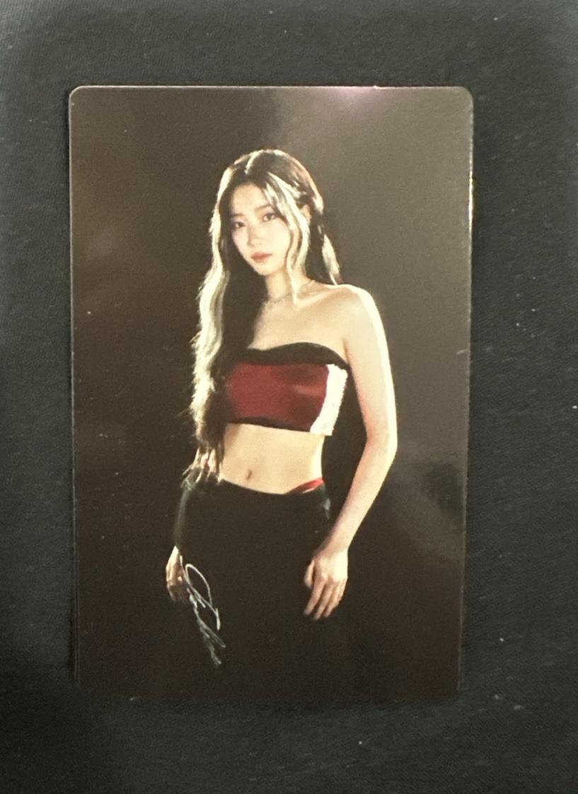 25‘巡迴 韓場隨機卡  KAZUHA一葉